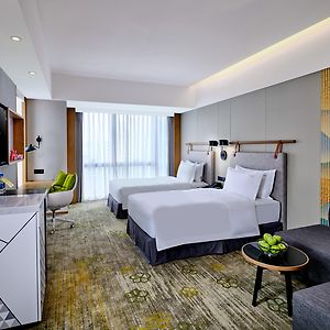 Standard Upper Floors Twin Room